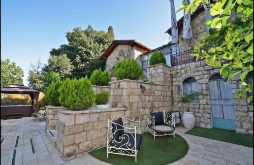 Rosh Pinna Cabin | אצולת אבן חן - ראש פינה