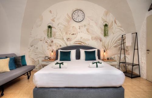 Artists Colony Hotel | בראשית - סוויטות בוטיק בצפת העתיקה - Beresheet - Boutique Suites in the Old City