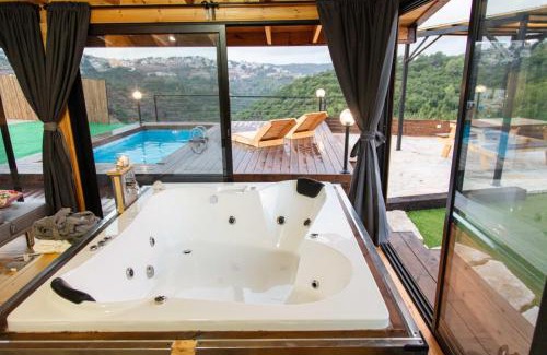 Isfiya Ski Chalet | צימר המעיין