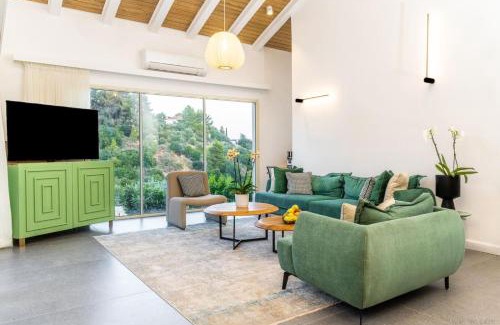 Amirim Villa | רום אמירים - מתחם אירוח מהמם מול נוף עוצר נשימה