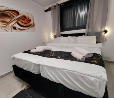 Bene Beraq Apartment | שירת דבורה בבני ברק