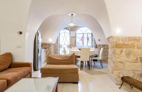 Safed Old City House | שלווה בעיר העתיקה - Peace in the heart of the old city