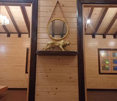 Arar Ski Chalet | اكواخ الماريا