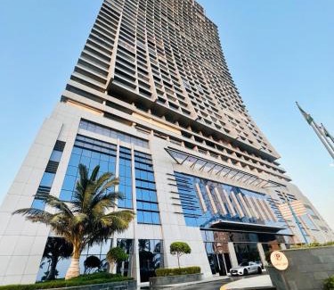 Ash Shati Apartment | برج داماك جده شقه مطله على البحر damac jeddah