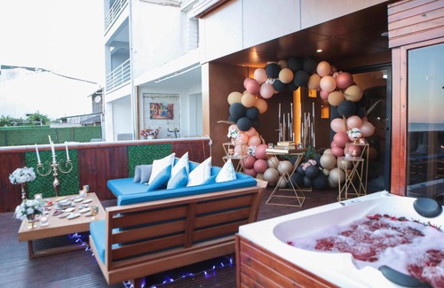 Buyukcekmece Ski Chalet | بيت القمر