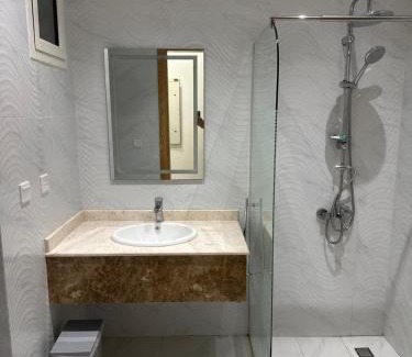 Durrat Al-Arous Apartment | درة العروس لاقون براديس الغروب للعائلات