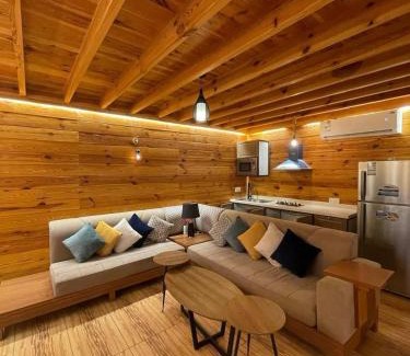 Al Riyadh Ski Chalet | شالية لوج الريفي