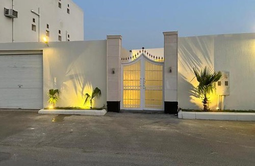 Al Hofuf House | شاليهات الفرج