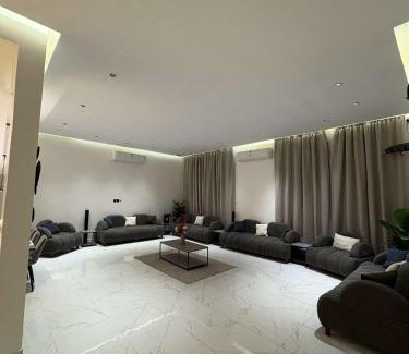 Al Wudayy Ski Chalet | شاليه اند هوم