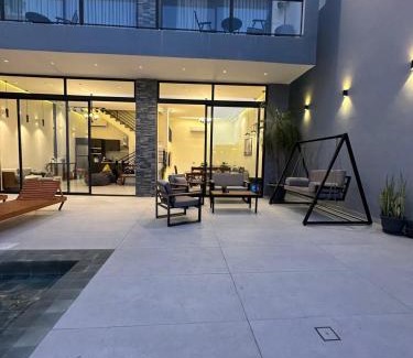 Al Kafrayn Ski Chalet | شاليه بيت التل Hillhouse deadsea