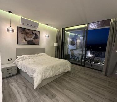 Al Kafrayn Ski Chalet | شاليه بيت التل Hillhouse deadsea