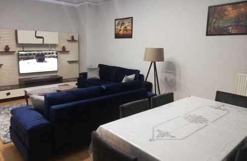 Osmangazi Apartment | شقة ثلاث غرف وصالون فاخرة B2