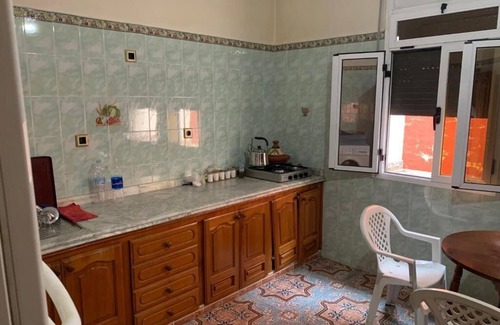 Beni Ansar Apartment | شقة مفروشة واسعة ومريحة One-Bedroom Apartment