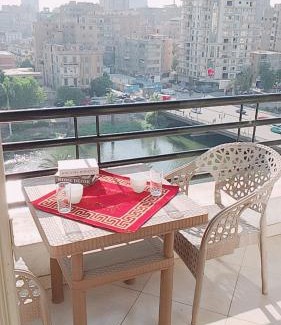 Old Cairo Apartment | شقه النيل