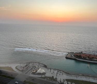 Ash Shati Apartment | شقه باإطلالة بحرية برج داماكDamacAlJawharah