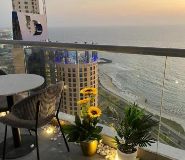 Ash Shati Apartment | شقه باإطلالة بحرية برج داماكDamacAlJawharah