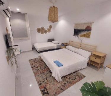 Medina Apartment | غرفة مميزة بمدخل خاص - إقامة هادئة ومريحة