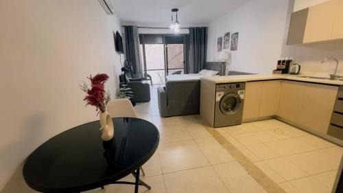 Aqaba Apartment | قرية الراحة مرسى زايد باطلالات خلابة alraha village with Beautiful view