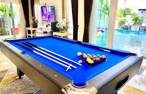 Huai Yai Villa | บ้านดุสิตพัทยาพลูวิลล่า