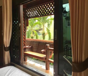 Takua Pa Hotel | บ้านต้นรักษ์ BanTonRuk Takuapa