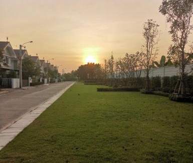 Khlong Song Ton Nun House | บ้านพักสุวรรณภูมิ​ แอร์​พอร์ต​ลิงค์​ลาดกระบัง