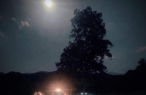 Mae On Other | สวนผักงามแคมป์ปิ้งที่พักแม่กำปอง