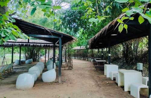 Lat Bua Khao Resort | สวนเพื่อคุณ รีสอร์ทแอนด์แคมป์ปิ้ง