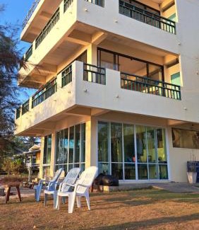 Kui Buri Hotel | อ่าวน้อยซีวิว รีสอร์ท