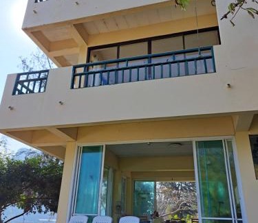 Kui Buri Hotel | อ่าวน้อยซีวิว รีสอร์ท