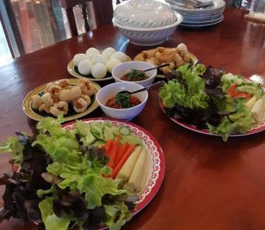 Amphawa House | เฟื่องฟูโฮมสเตย์ ตลาดน้ำท่าคา อัมพวา