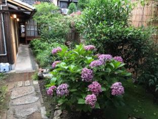 Nishijin House | お宿梅夜Guesthouse Umeya