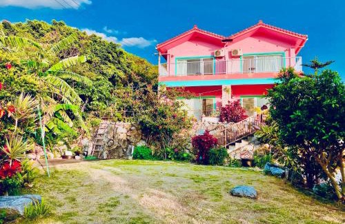 Sakimotobu Hotel | ペンション波