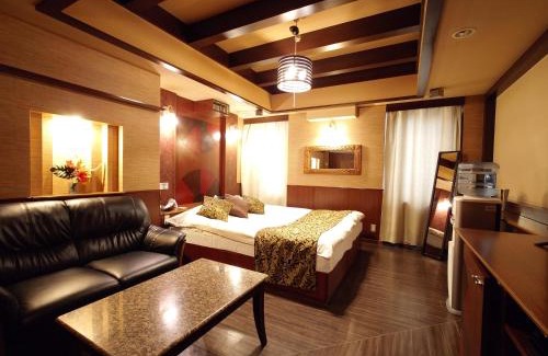 Himeji Hotel | ホテル カーシュ Cache 男塾ホテルグループ