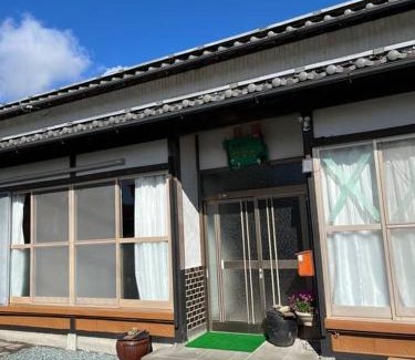 Shimada House | 一棟貸し農家民宿ひなた