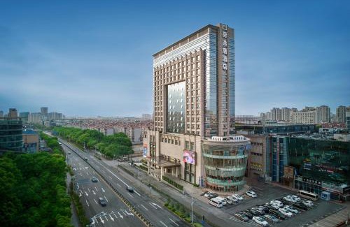 Huinan Hotel | 上海野生动物园荷逸唐酒店-惠南地铁站店