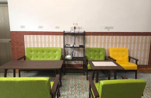 Jinning House | 不倒翁輕旅