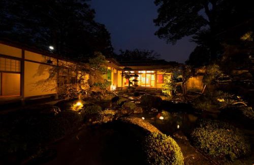 Oyabe Villa | 和美再美 石動 柏屋 Wabisabi Isurugi Kashiwaya