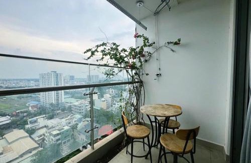 District 7 Apartment | 天空逸寓