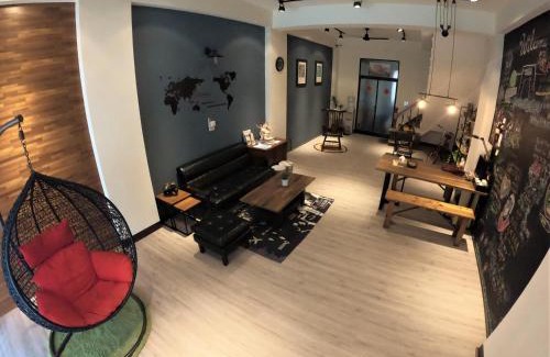 Anping House | 客梢 Cushare #市政府商務住宿 #停車方便 #可包棟