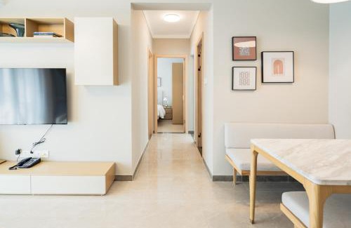 Yinhai Apartment | 家在银滩边