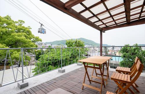 Onomichi Villa | 尾道の家 Onomichi House - 千光寺の麓 時を超える映画のワンシーンへ - Supported by COCOSTAY