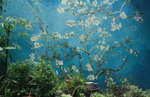 Yuzhong Hostel | 弱水咖啡国际青旅 Only Cafe and Backpacker