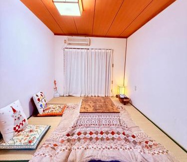 Naniwa Villa | 心斎橋まで7分 なんば1駅 Meeno Home 汐見 一軒家貸切 親子向けファミリー民泊