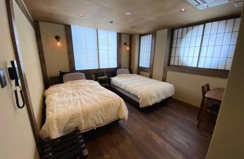 Higashiyama Bed & Breakfast | 日月庵 BnB Sunmoon