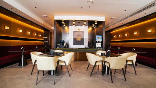 Sanxiang Hotel | 易趣君临酒店