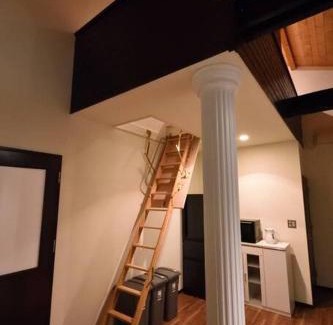 Hakodate House | 最大10名 観光地まで徒歩5分 無料駐車場付き 函館駅車で5分 好アクセスRed penta