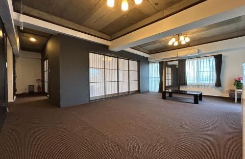 Ito Villa | 最大32名 足湯 ビアサーバー バーベキュー 海を一望できる開放空間 大人数 合宿研修 ファミーユ湯川