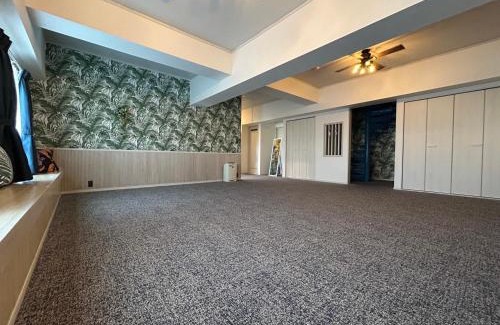 Ito Villa | 最大32名 足湯 ビアサーバー バーベキュー 海を一望できる開放空間 大人数 合宿研修 ファミーユ湯川