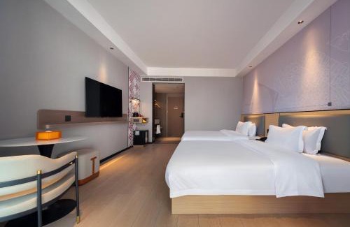 Wulingyuan Hotel | 柏曼Borrman国际酒店-ZhangJiaJie National Forest Park East Gate Branch