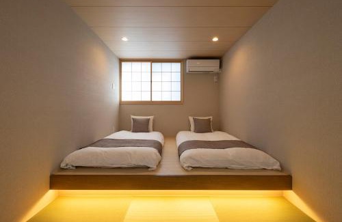 Nishinari House | 栄ー月照